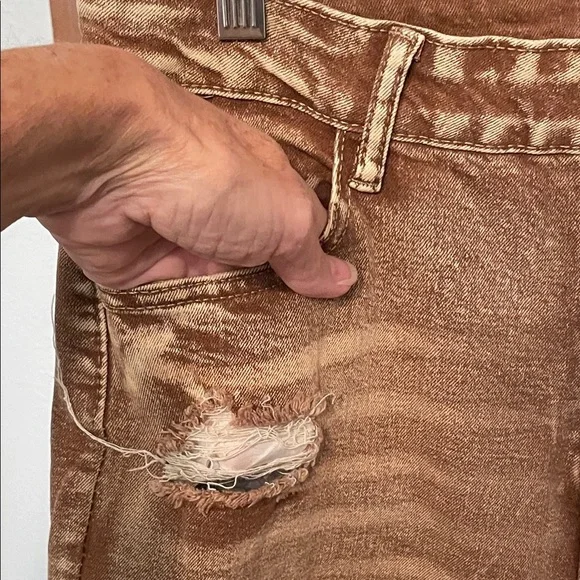💸💸💸BOGOHO 💸💸💸Distressed Tan Women's Jeans-10 - Picture 4 of 10